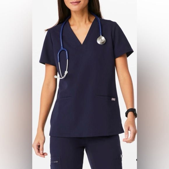 Figs Technical Collection Casma Three Pocket Scrub Top RN Healthcare Women Sz S - Picture 1 of 9